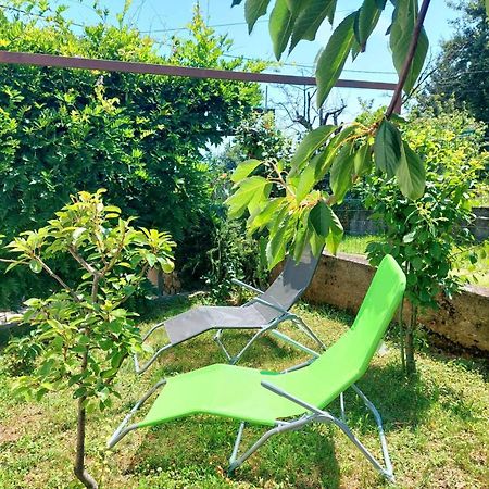 Rubin Apartment Ika Bagian luar foto